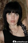 Black haired girlfriend showing her horny pussy - Photo #3