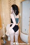 My girlfriend loves to show off while showering - Photo #13