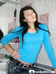 Hot neighbor shows off her body before bathing - Photo #8