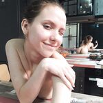 Taking naughty selfies with a couple of oranges - Photo #1