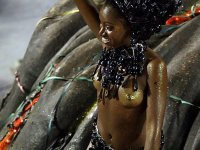 Alluring Latinas in sexy costumes expose their hot curves at the Rio Carnival - Photo #7