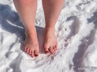 Brunette BBW rids ball gag and ropes while posing nude and barefoot in snow - Photo #14