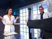 Ebony doctor Jenna J Foxx gets fucked by a machine and her colleague - Photo #8