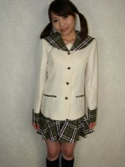 Pigtailed Japanese schoolgirl Ibuki Harushi gets analized for the first time