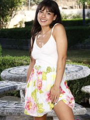 Slender amateur Doe Eyes shows her beaver before peeing on a stone patio