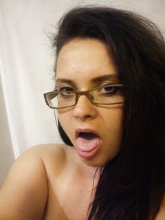 Iza 30 yo hairy Polish large wife with aureolas tits