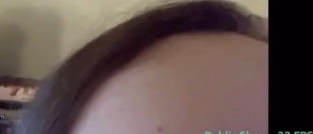 Girlfriend gives blowjob