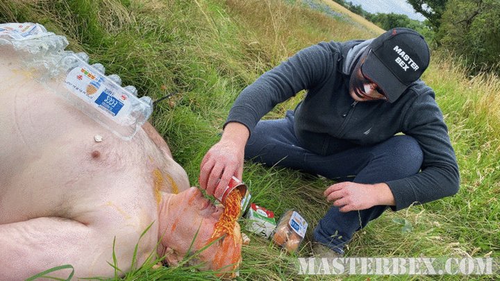Wet and messy with my fat pig - Master Bex - MP4 HD