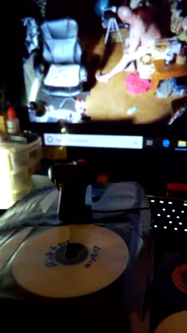 Jacking on my girlfriend 4